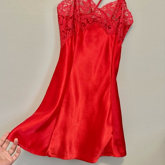 Vintage Victoria’s Secret Red Satin Lace Slip Dress Size Small Y2K Lingerie Mini - Picture 4 of 7